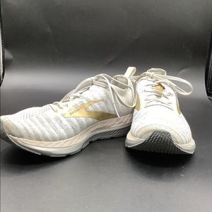 Brooks Bedlam sneakers size 8.5